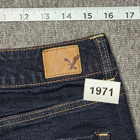 American Eagle Womens Jeans Shorts 14 Blue Super Stretch Distressed Hot Mom Boho - Picture 8 of 8